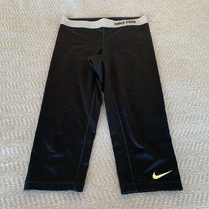 ‼️ SALE ‼️ Nike Capri